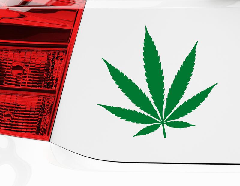 Ganja-Man on Tour: Autoaufkleber Cool Cannabis für Heck & Co