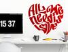 Wandtattoo „All we need is love” in Herzform